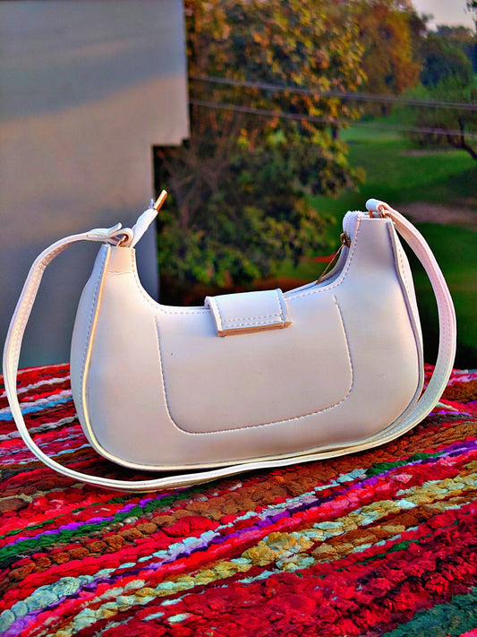 white shoulder hand bag